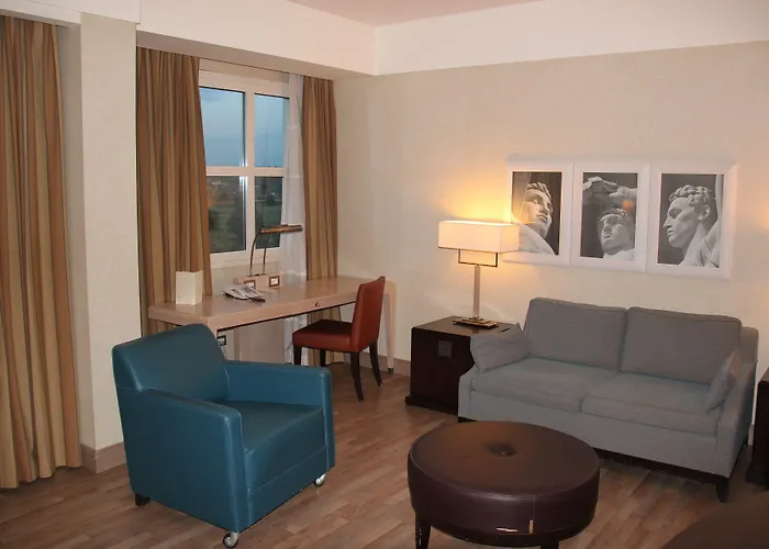 Hotel Sheraton Parco De Medici 4*