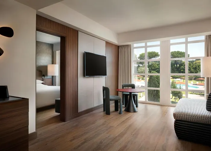 Sheraton Parco De Medici Otel 4*