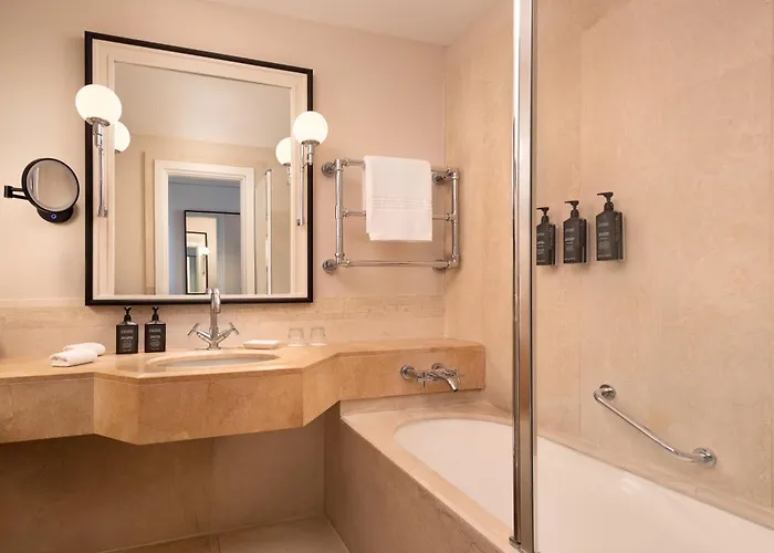 Sheraton Parco De Medici מלון 4*