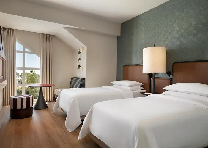 Sheraton Parco De Medici 4*