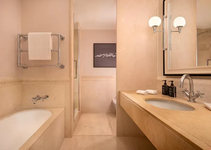 Hotel Sheraton Parco De Medici 4*